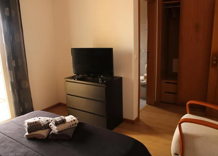 Grillohouse 펜션 로리냐